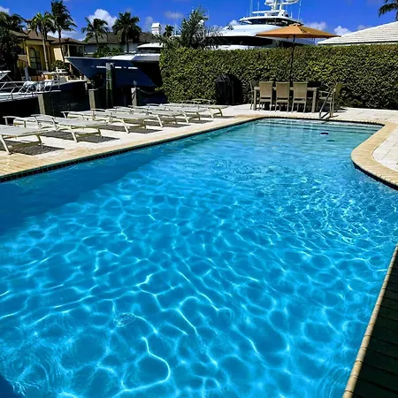 Fort Lauderdale Beach Oasis